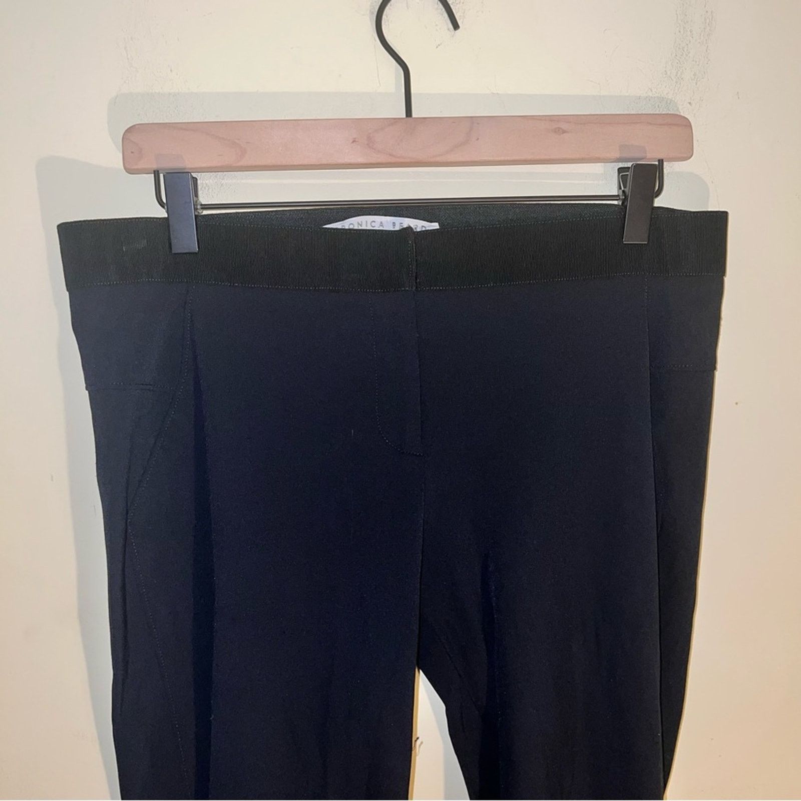 Veronica Beard VERONICA BEARD black boot cut dress pants 8 Size 27" / US 4 / IT 40 - 5 Thumbnail
