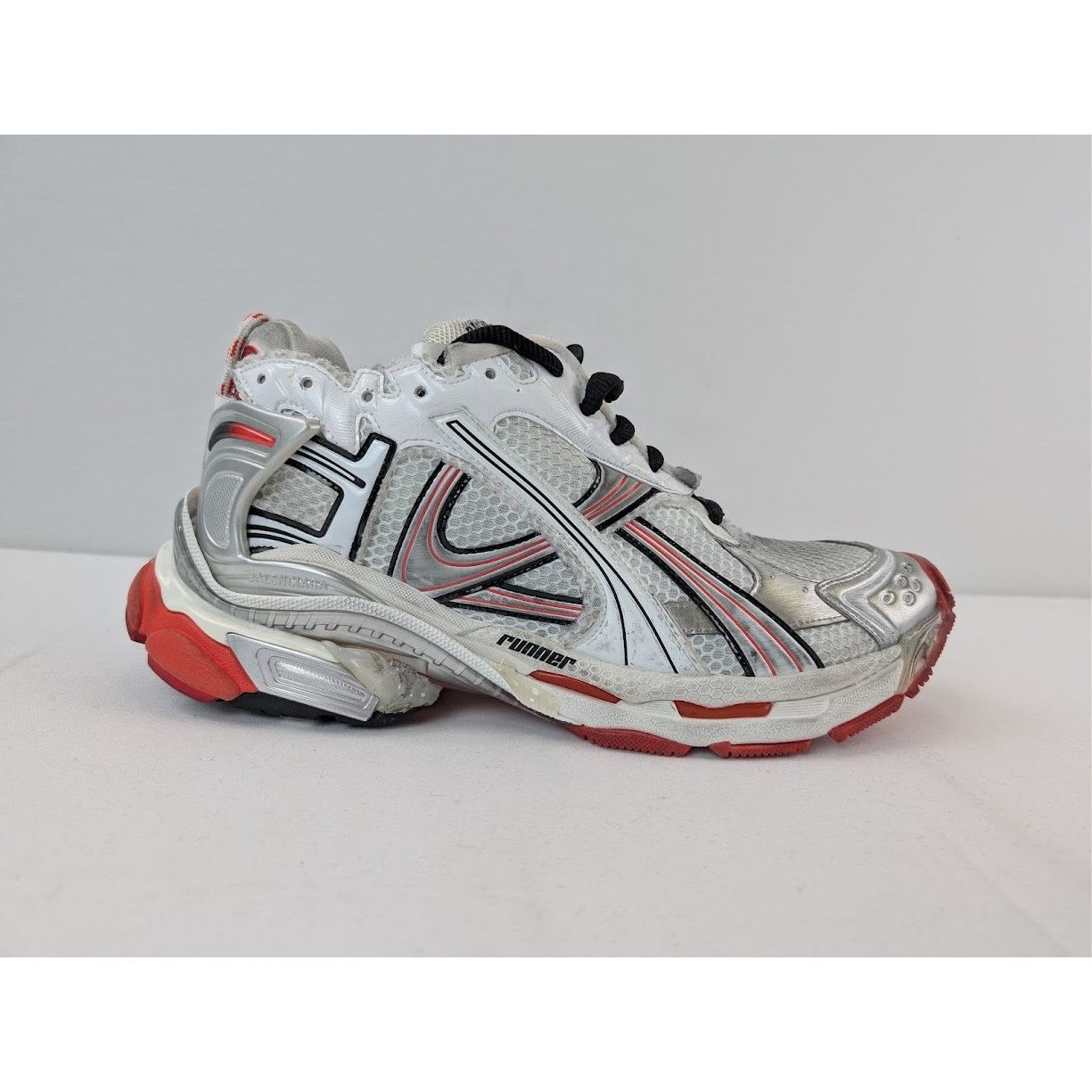 Balenciaga o1rshd1 Mesh Rubber Runners in White/Red/Black Size US 11 / EU 44 - 4 Thumbnail