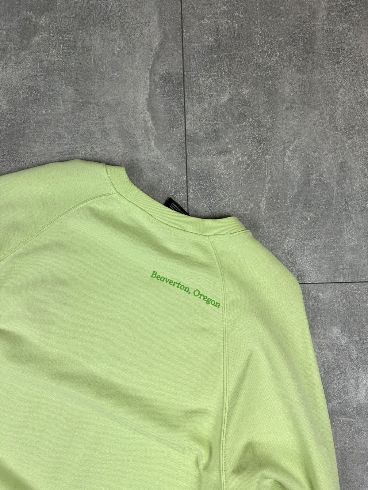 Nike Nike World Tour NSW Overprint Logo Sweatshirt Size US L / EU 52-54 / 3 - 12 Thumbnail