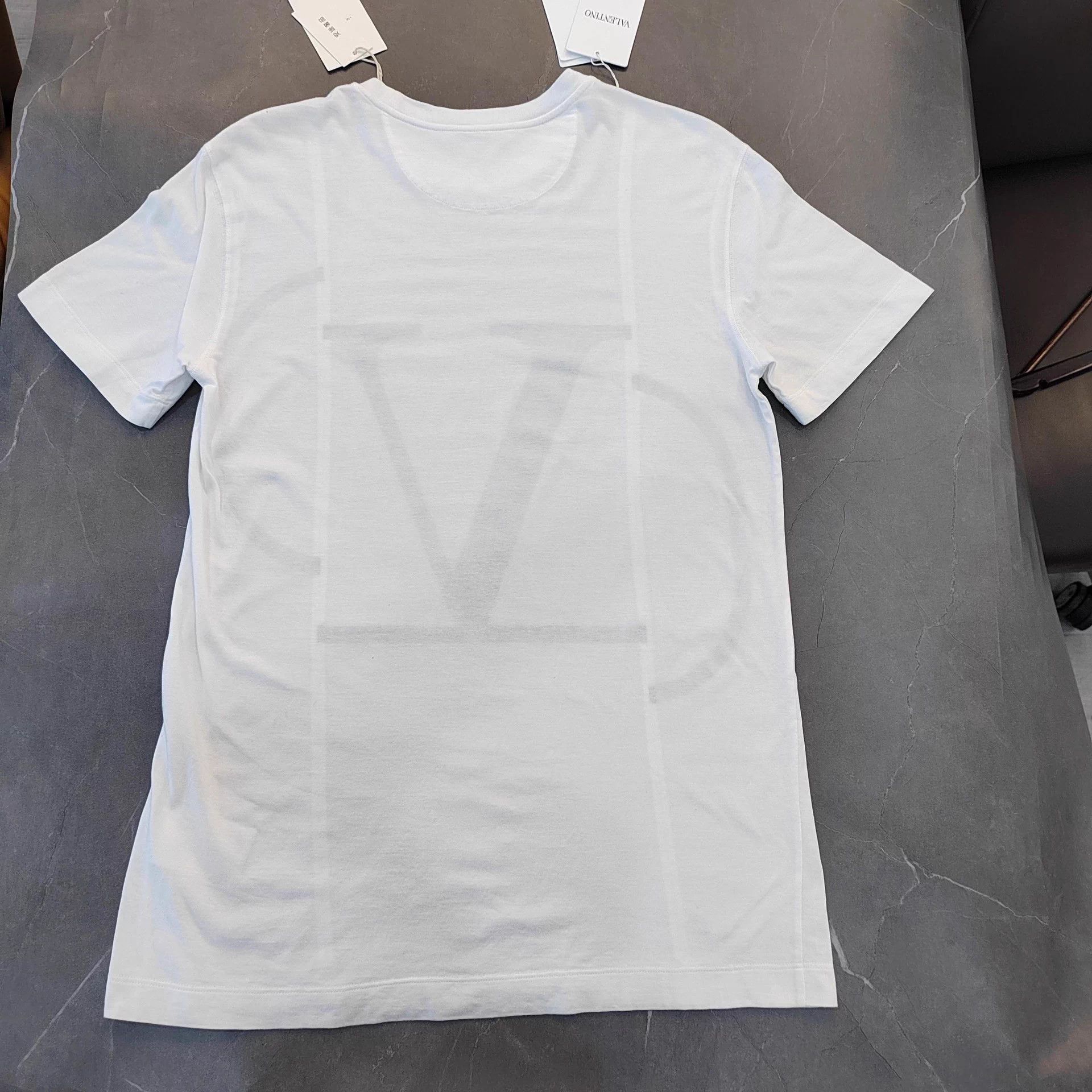 Valentino VALENTINO White Short-Sleeve T-Shirt S Size S / US 4 / IT 40 - 2 Thumbnail