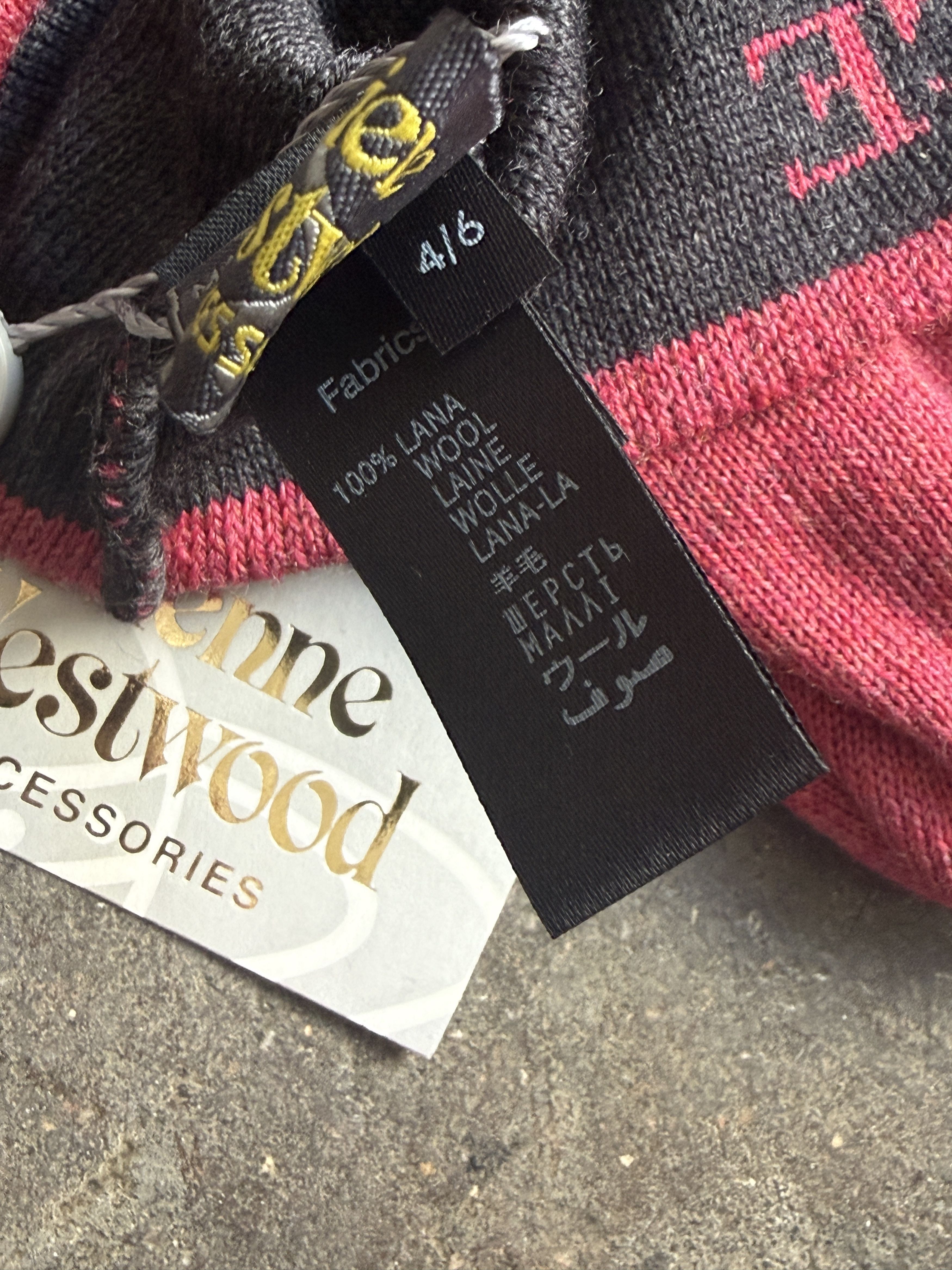 Vivienne Westwood NWT University of Peace Wool Kids Beanie Size ONE SIZE - 3 Thumbnail