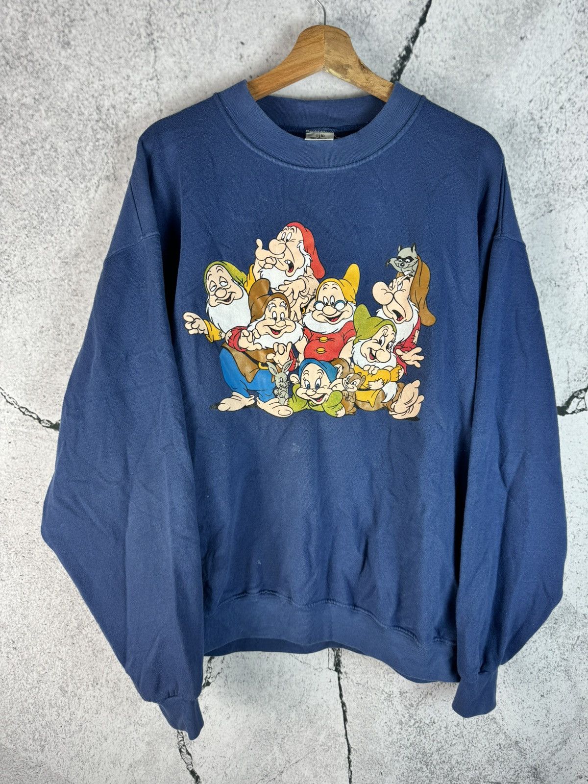 Vintage vintage the seven dwarfs crewneck sweatshirt Size US L / EU 52-54 / 3 - 1 Thumbnail