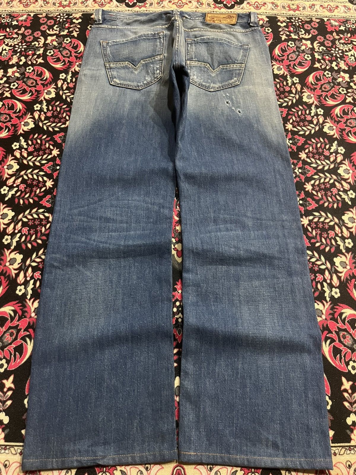Diesel Vintage Diesel “Larkee” Blue Washed Distress Loose Leg Jeans Size US 31 - 2 Thumbnail