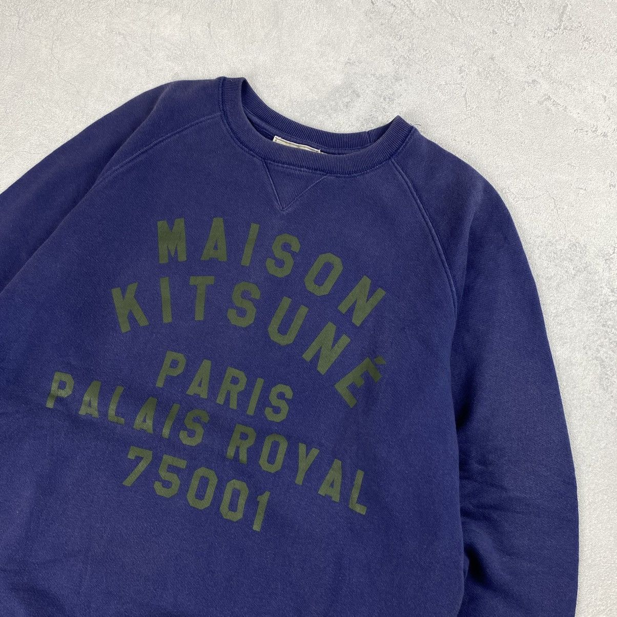 Maison Kitsune Maison Kitsune Paris Palais Royal Sweatshirt Size US M / EU 48-50 / 2 - 2 Thumbnail