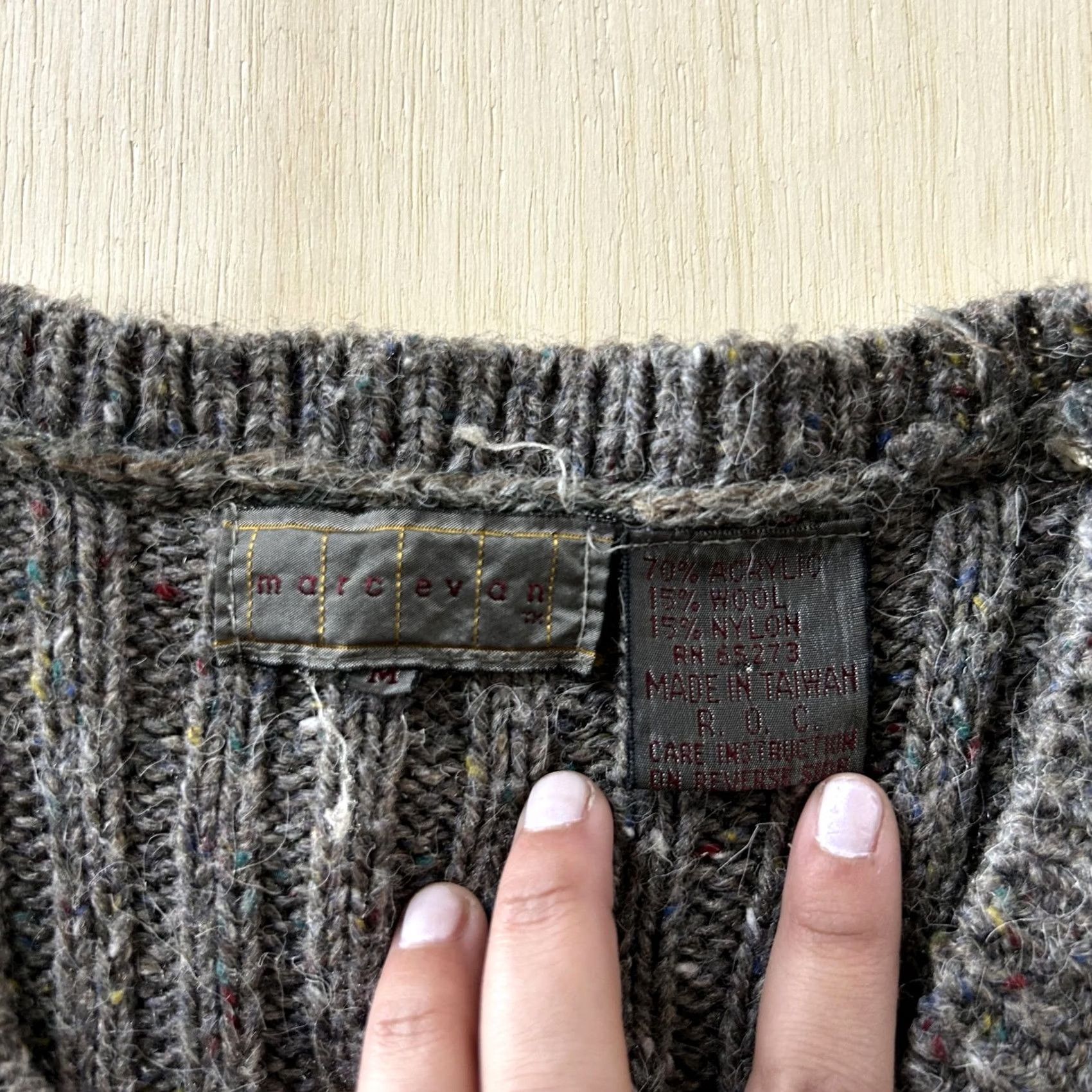 Vintage Vintage 90s Sweater Vest Womens Medium Gray Ribbed Knit Wool Blend V Neck Chunky Size M / US 6-8 / IT 42-44 - 3 Thumbnail