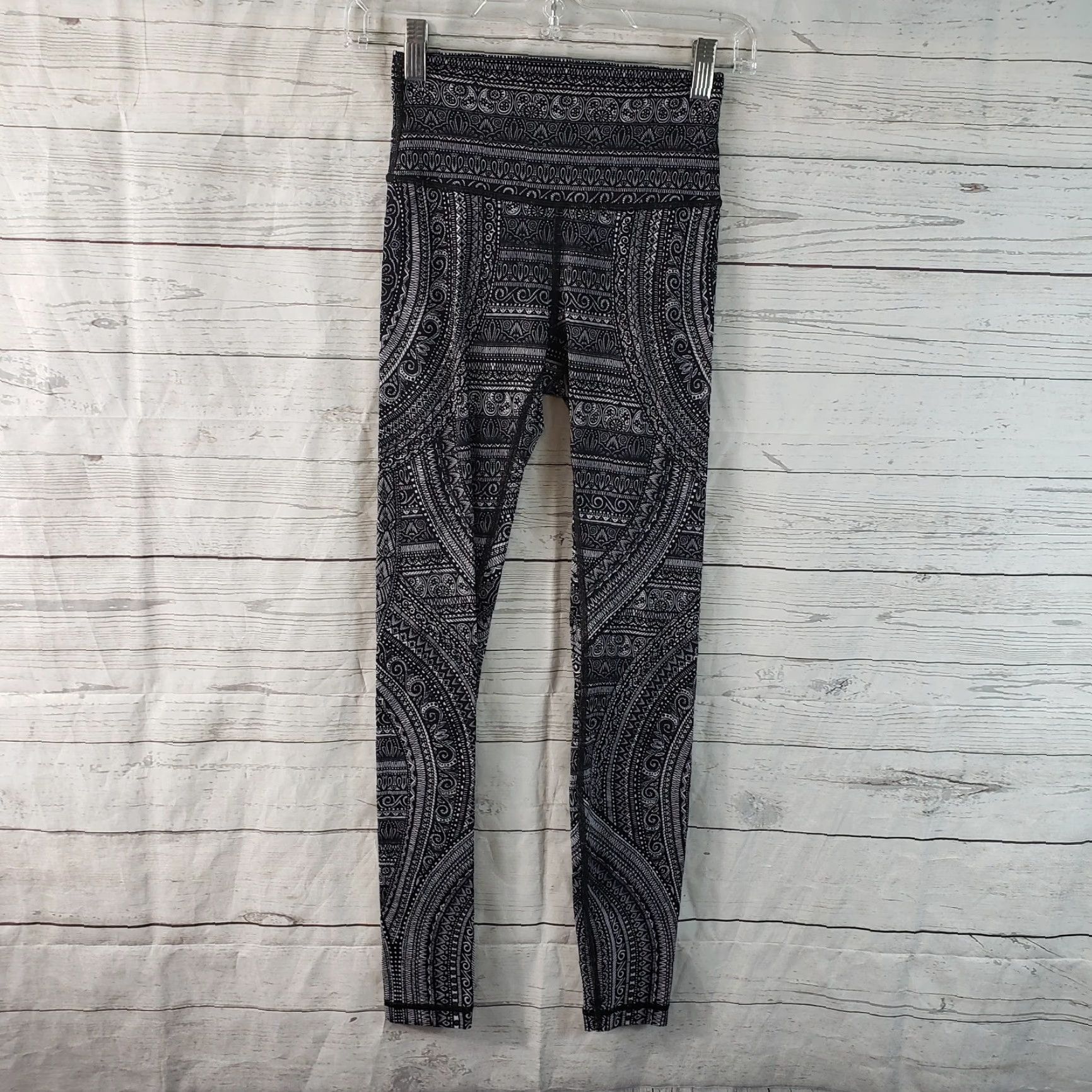 Lululemon Lululemon Wunder Under Hi Rise Tight Nulux Sz 4 Entwined Black Icey Grey Size ONE SIZE - 2 Thumbnail