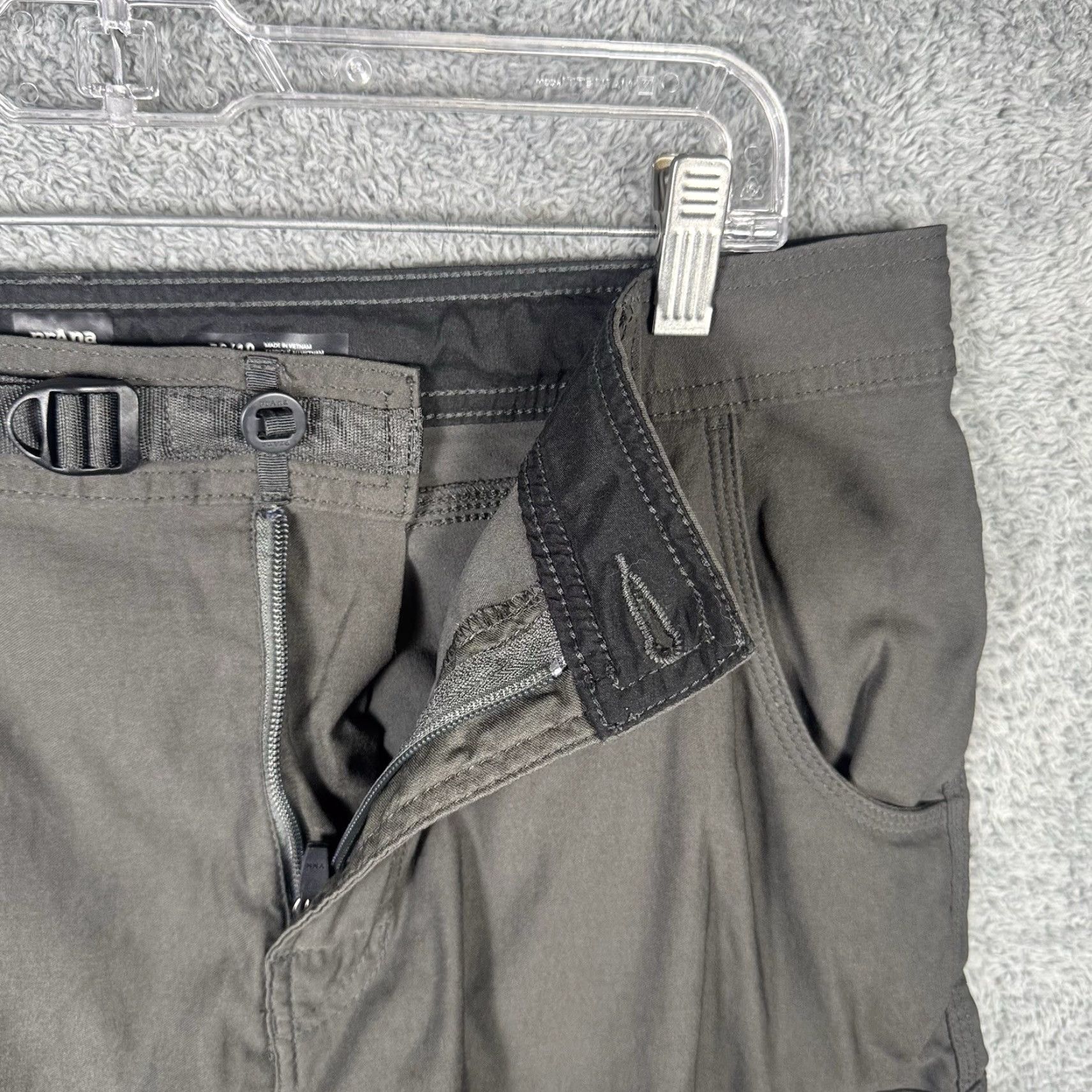 Prana Prana Stretch Zion II Shorts Mens 36x10 Hiking Climbing Outdoors Belted Gorpcore Size US 36 / EU 52 - 4 Thumbnail