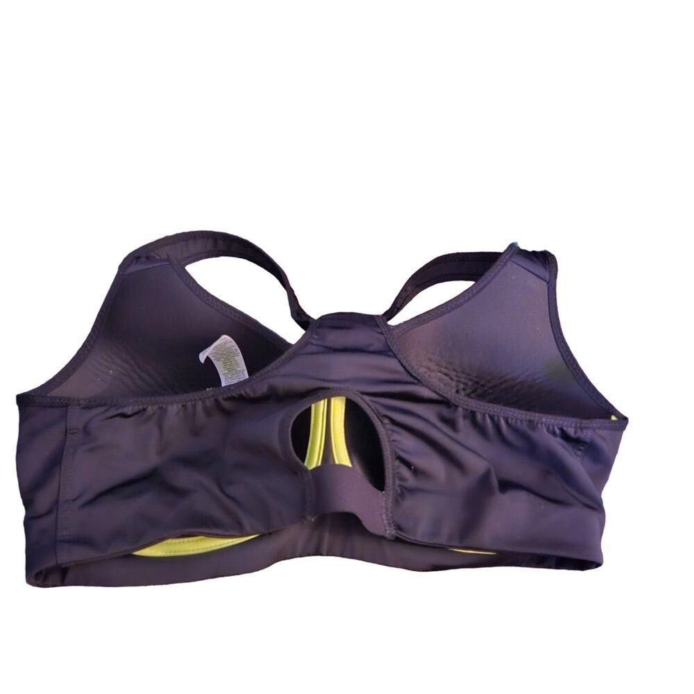Nike Nike Women's Sports Bra - Supportive & Stylish 36C Size ONE SIZE - 2 Thumbnail