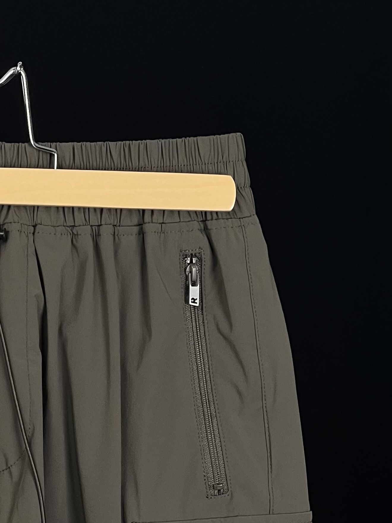 Represent Clo. Brand New 247 Cargo Bermuda Shorts Size XS Size US 28 / EU 44 - 5 Thumbnail