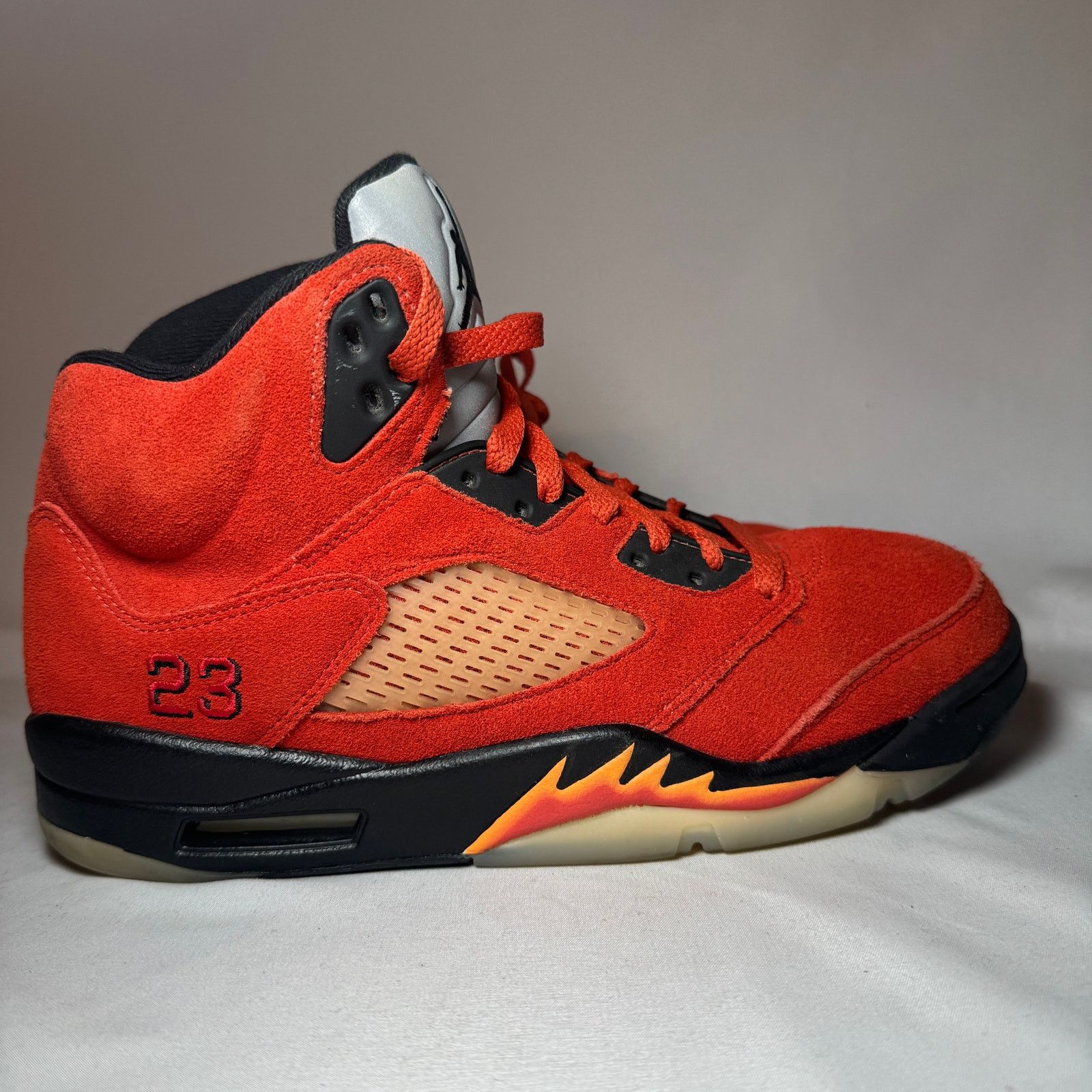 Jordan Brand × Nike Size 10 - Wmns Air Jordan 5 Retro Dunk on Mars Women's Shoes Size US 10 / IT 40 - 1 Thumbnail