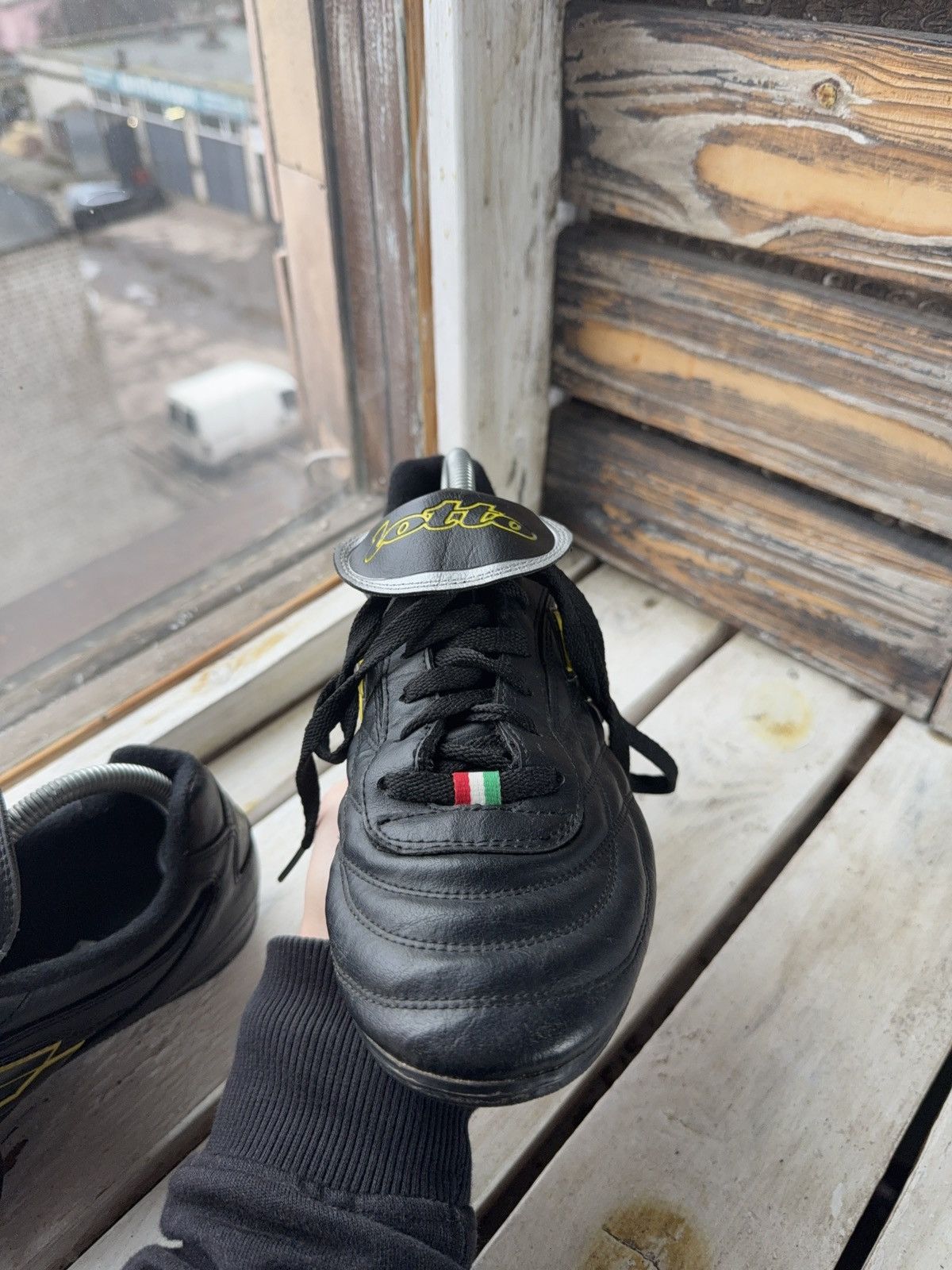 Lotto Sport Vntg Lotto Stadio 4000 FG Soccer Cleats Black Yellow Italy Size US 11 / EU 44 - 9 Thumbnail