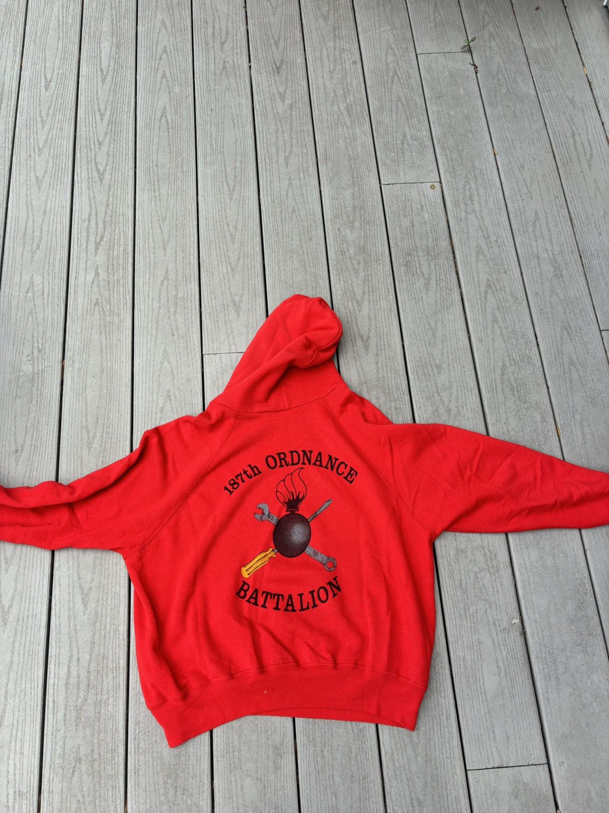 Vintage Mad Dogs Vintage Hoodie Size US L / EU 52-54 / 3 - 2 Thumbnail