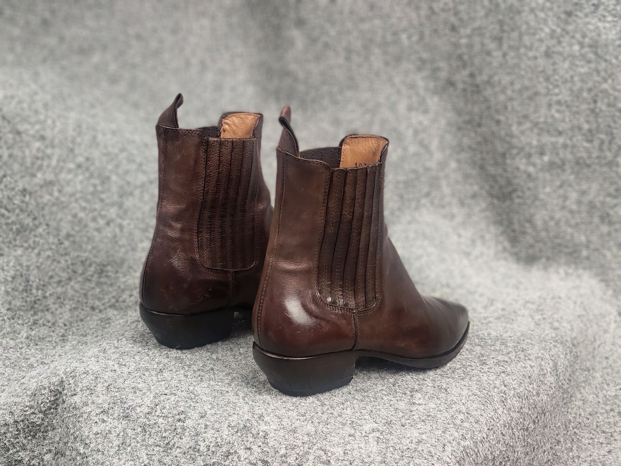 Elia Maurizi Elia Maurizi Design Leather western chelsea ankle Boots Size US 9 / IT 39 - 13 Thumbnail