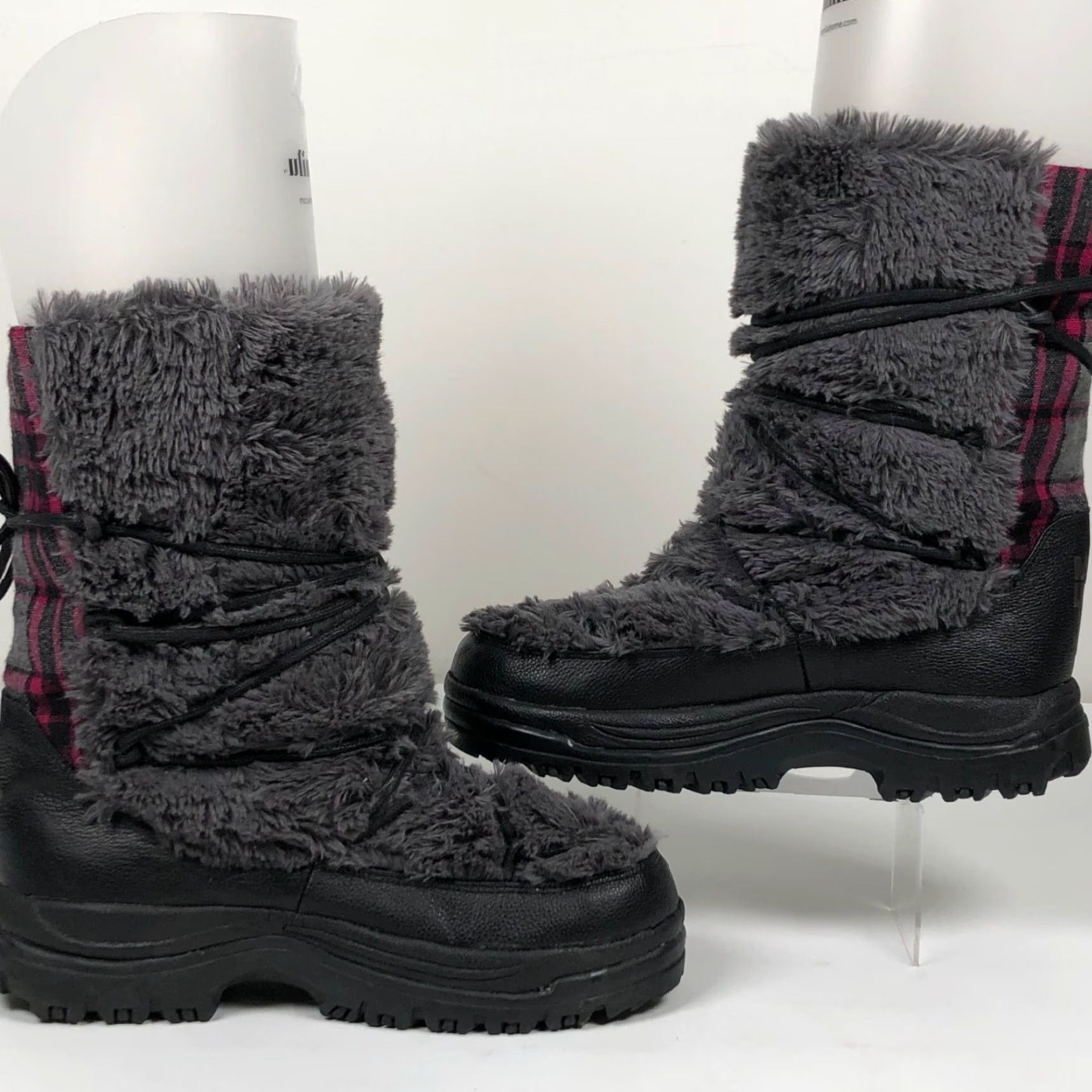 Vintage Muk Luks Womens Snow Boot Gray Plaid Fur Trim Fleece Lined Mid-Calf High Pile Faux Fur Flannel Lightweight Casual Winter 10 M Boots Mens? Size L / US 10 / IT 46 - 6 Thumbnail