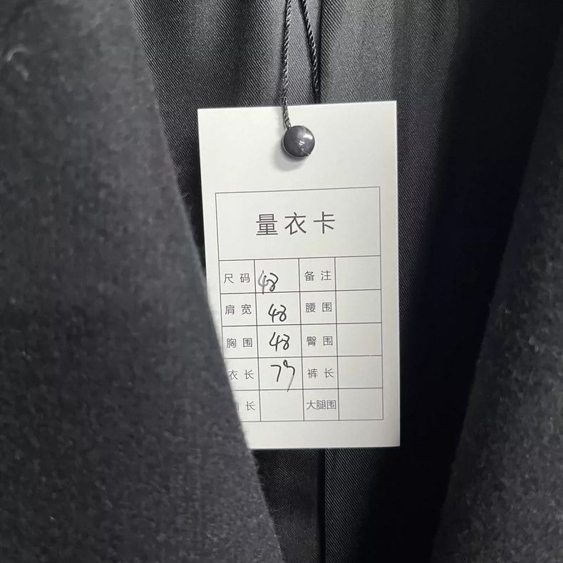 Louis Vuitton LOUIS VUITTON Black solid single-breasted waist blazer 2504 Size 48R - 2 Thumbnail