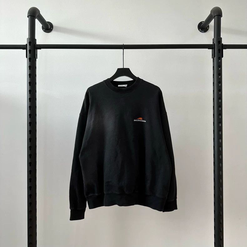 Balenciaga Balenciaga SS 22 Year of the Tiger Limited embroidered logo Size US M / EU 48-50 / 2 - 1 Thumbnail