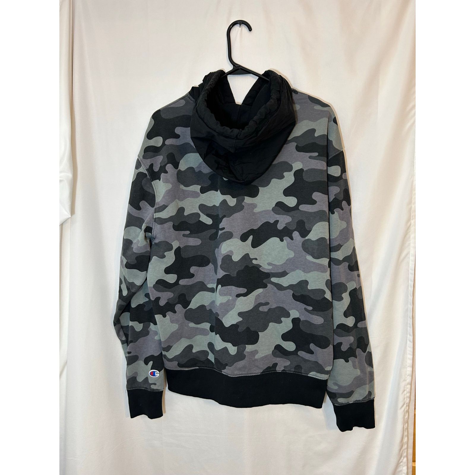 Champion Champion camouflage hoodie size M Size US M / EU 48-50 / 2 - 3 Thumbnail