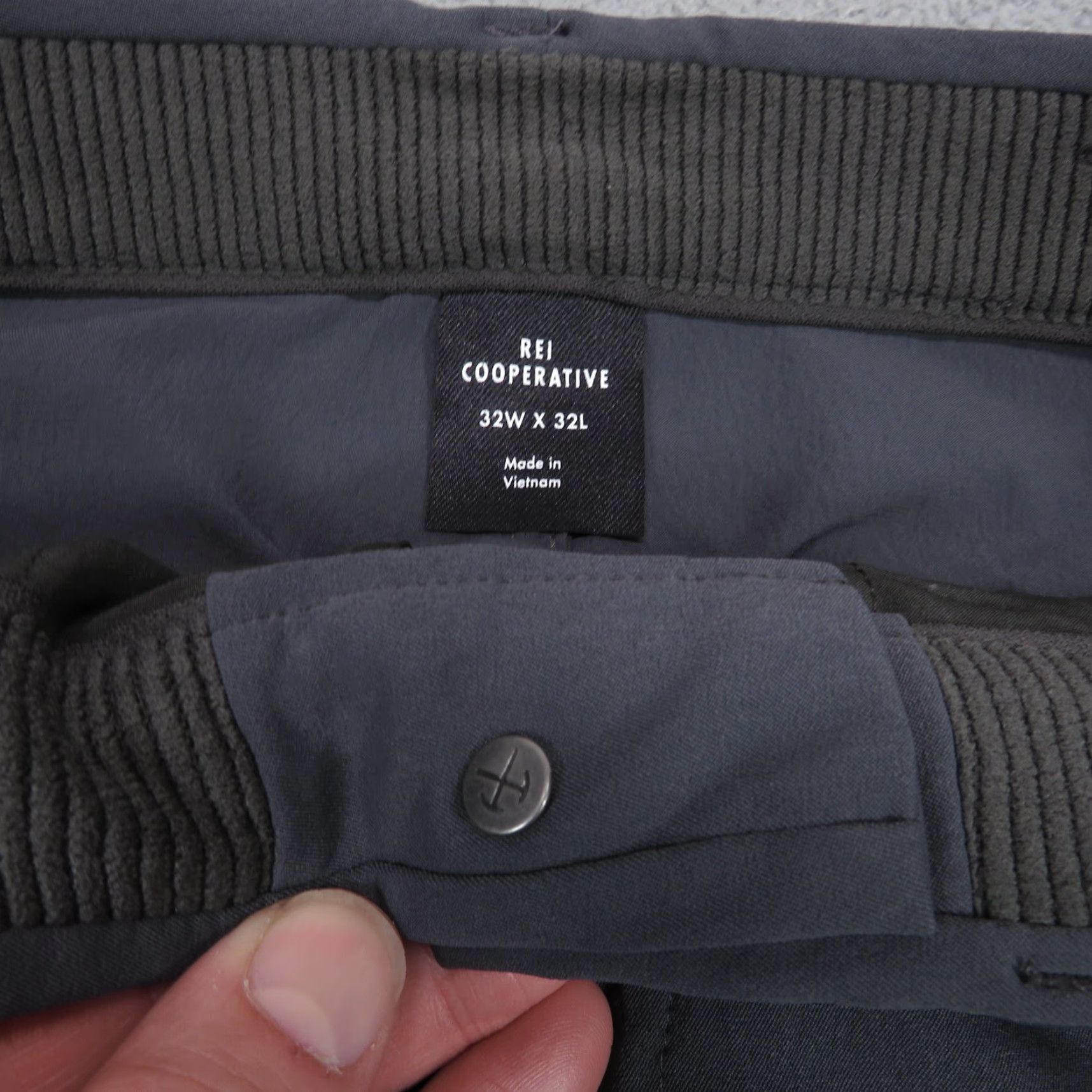 Vintage REI Co-op Pants Men 32x32 Slim Charcoal Grey UPF Commuter Work Travel Flex Chino Size US 32 / EU 48 - 7 Thumbnail