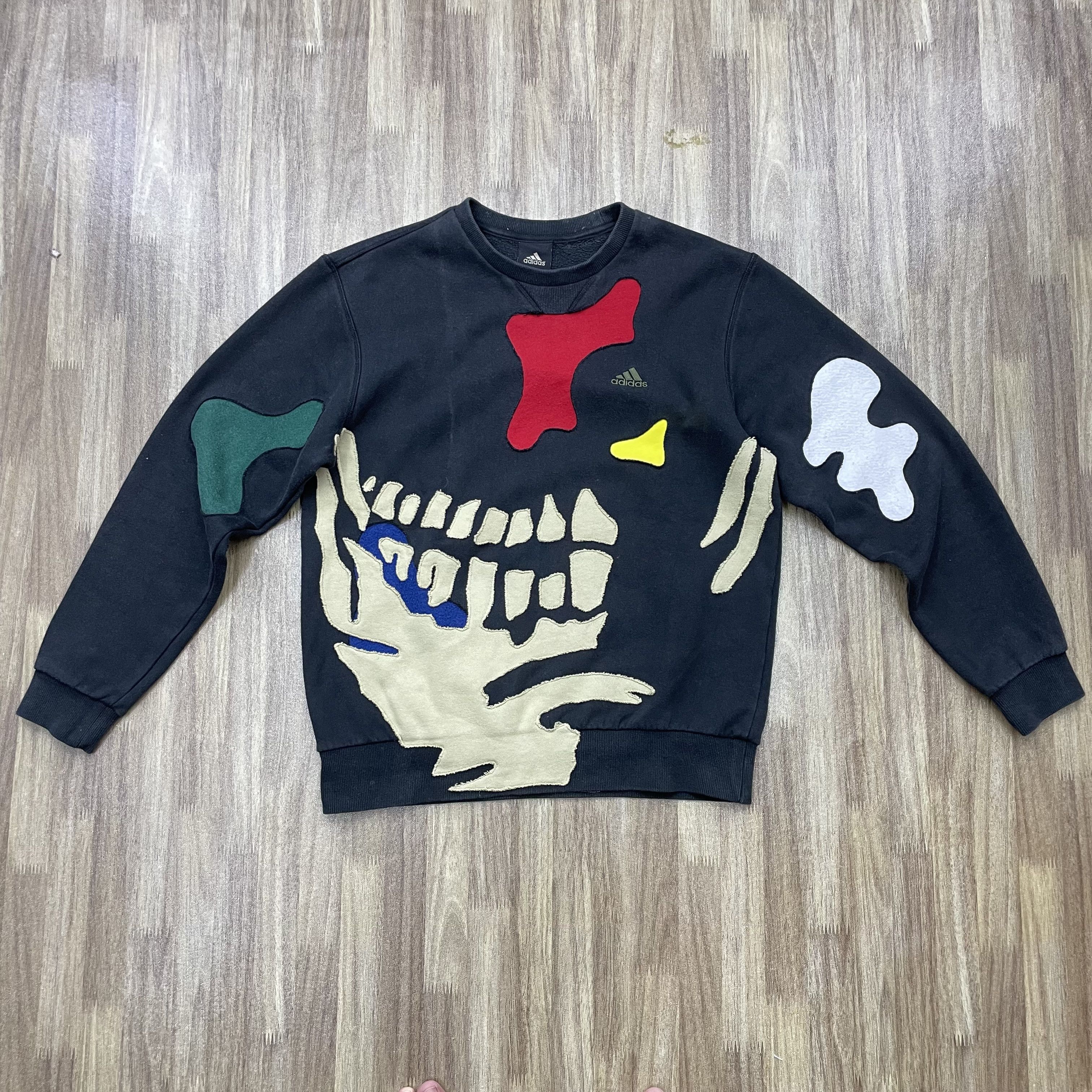 Vintage Vintage Adidas Custom Patchwork Skeleton Graphic Sweatshirt Size US S / EU 44-46 / 1 - 1 Thumbnail