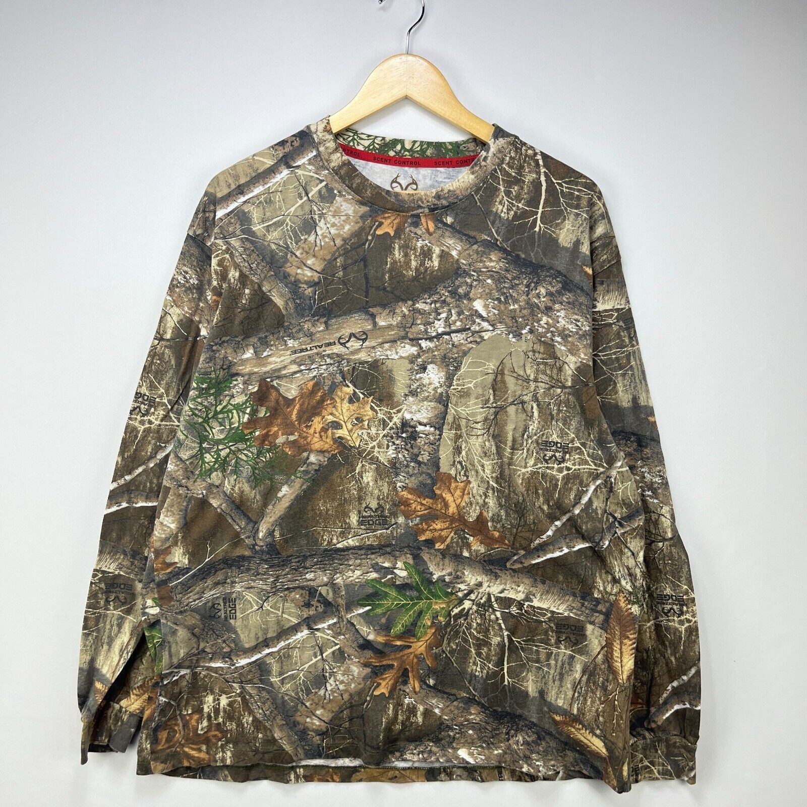 Vintage Y2K Realtree Camo Long Sleeve Shirt XL