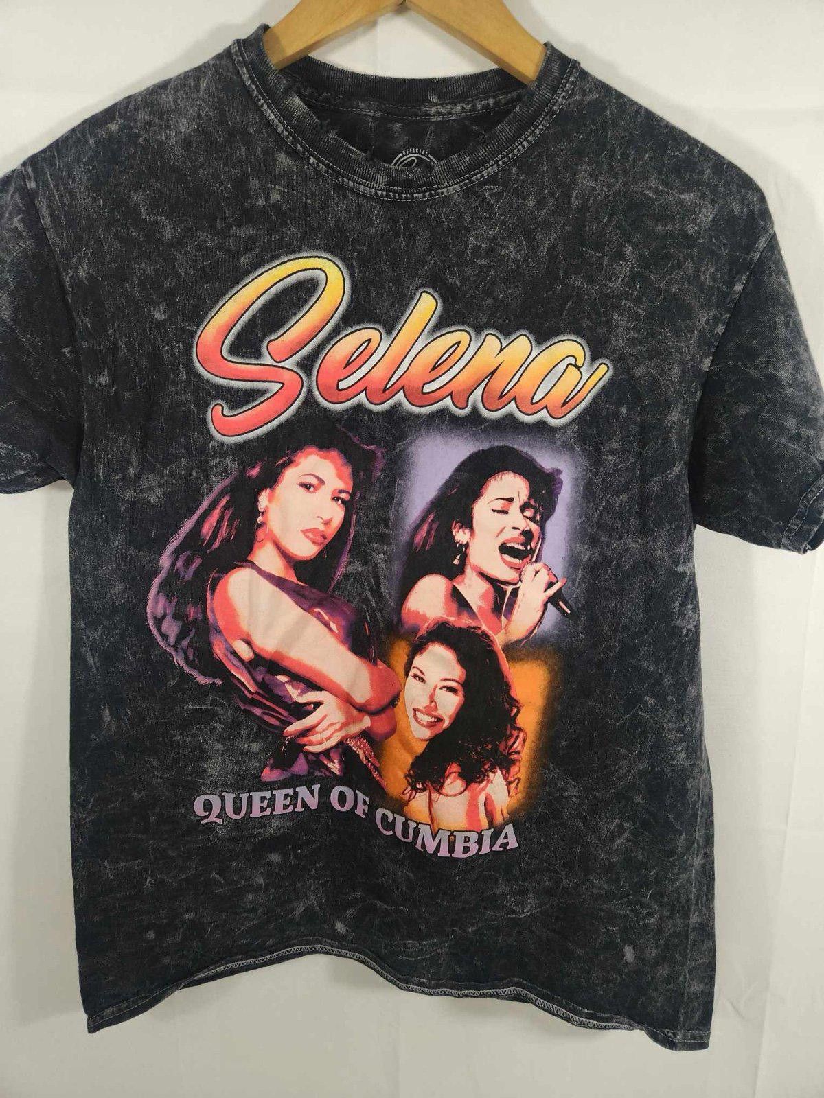 Designer Official Selena Graphic Tee - Queen of Cumbia Size M / US 6-8 / IT 42-44 - 1 Thumbnail