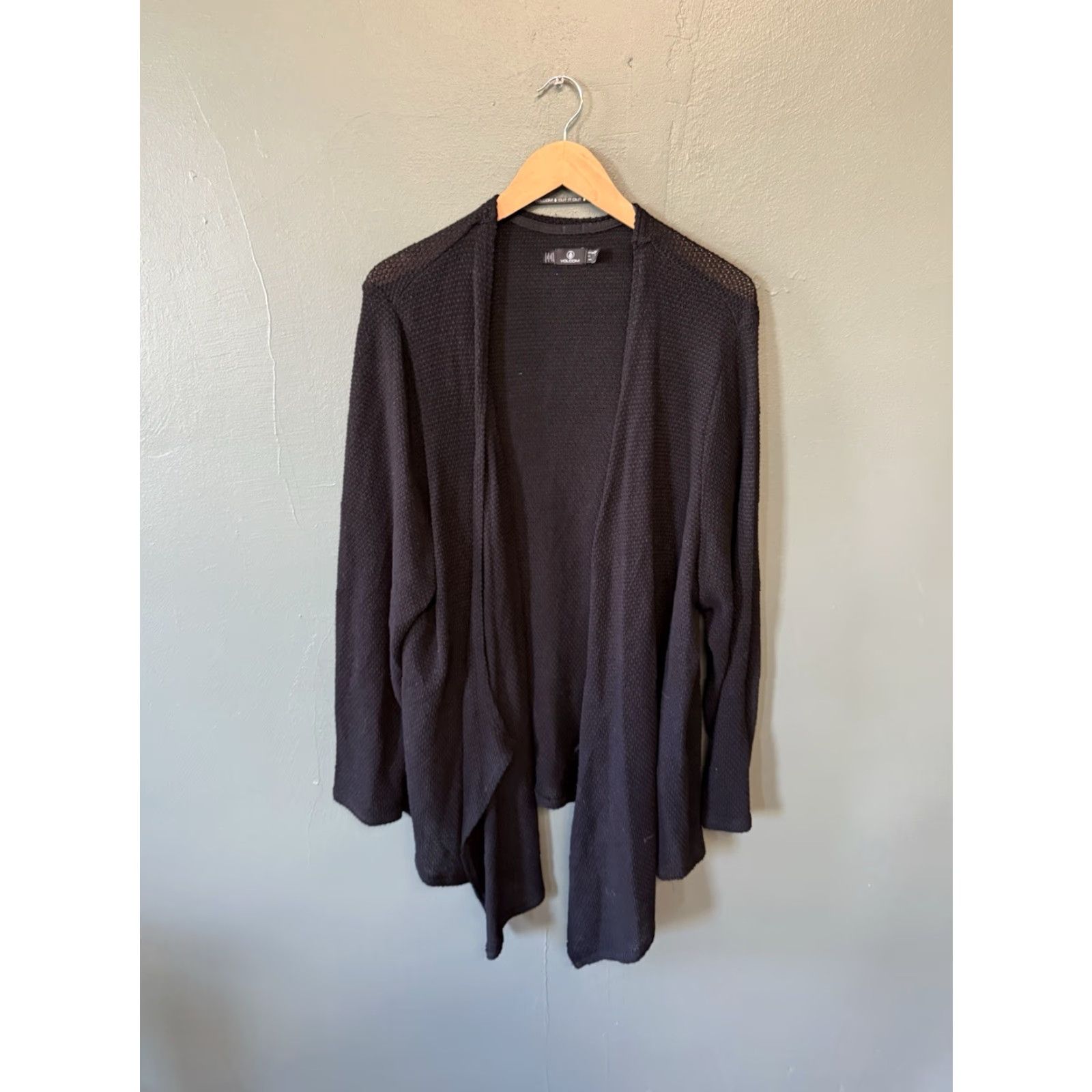 Volcom Volcom Cardigan Sweater Open Front Knit Black Long Sleeve Women 22W 20 Regular Size 22W Womens Black Cardigan Knit Open Front Volcom Size 3XL / US 20-22 - 2 Thumbnail