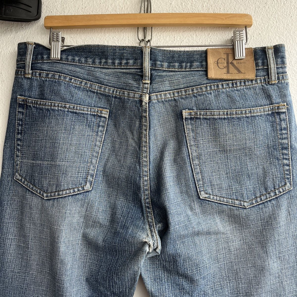 Calvin Klein VINTAGE Y2K CALVIN KLEIN DISTRESSED DENIM FADED JEANS Size US 38 / EU 54 - 22 Thumbnail