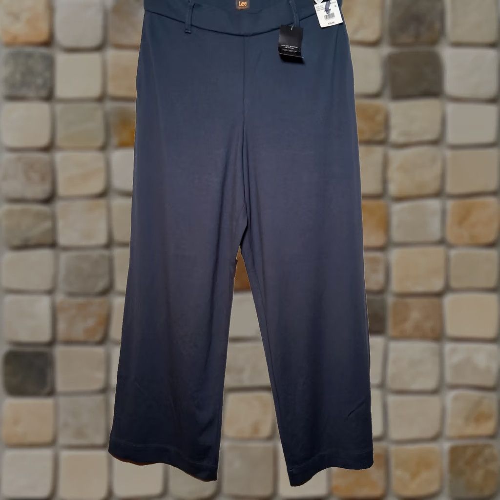 Lee Lee Pants Women 16 Wide Leg High Rise Deep Waters Blue NEW Ultra Soft Waistband Size 38" / US 16 / IT 52 - 1 Thumbnail