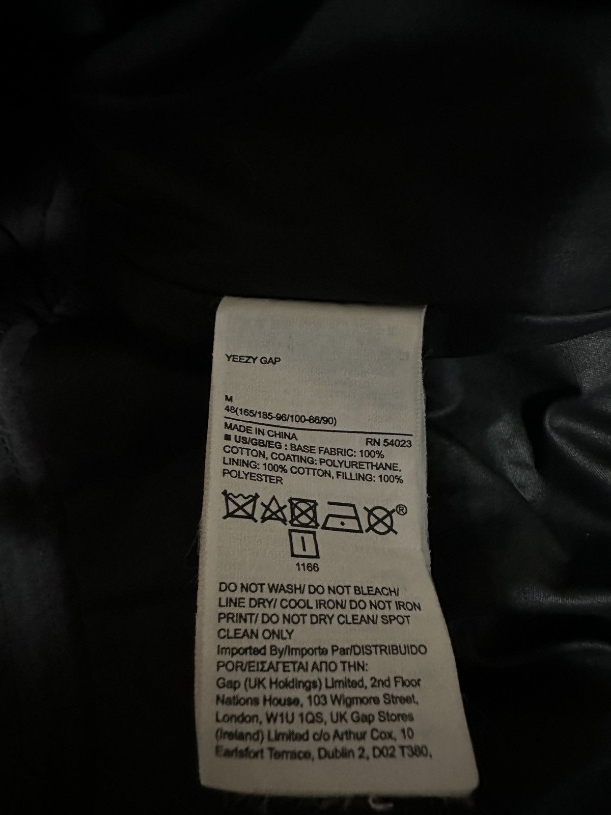 Gap × Yeezy Yeezy Gap Round Jacket V1 Black Size US M / EU 48-50 / 2 - 8 Thumbnail