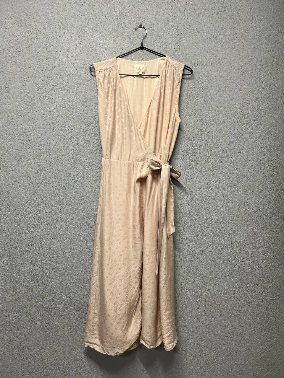 Sezane Sezane womens silk midi dress 38 / M Size M / US 6-8 / IT 42-44 - 1 Thumbnail