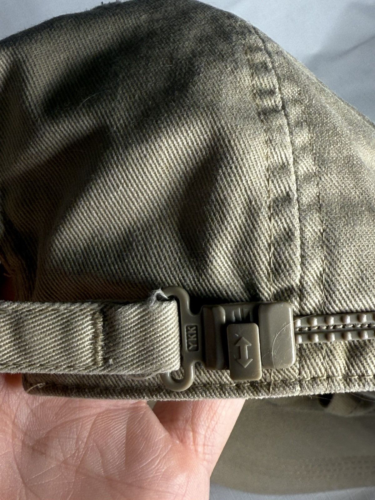 Lacoste Lacoste Zipper Closure Hat Size ONE SIZE - 4 Thumbnail