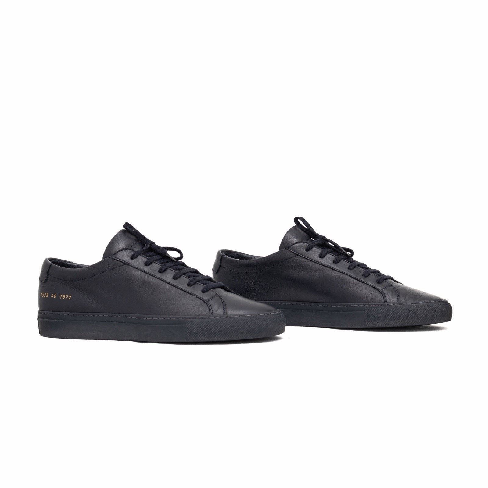 Common Projects 480$ Common Projects Original Achilles Low Navy EU 40 US 7 Size US 7 / EU 40 - 4 Thumbnail