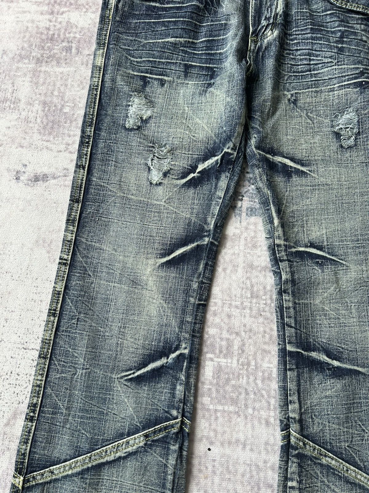 14th Addiction Flared Distressed Faded Wash Black Erown Jeans Size US 31 - 9 Thumbnail
