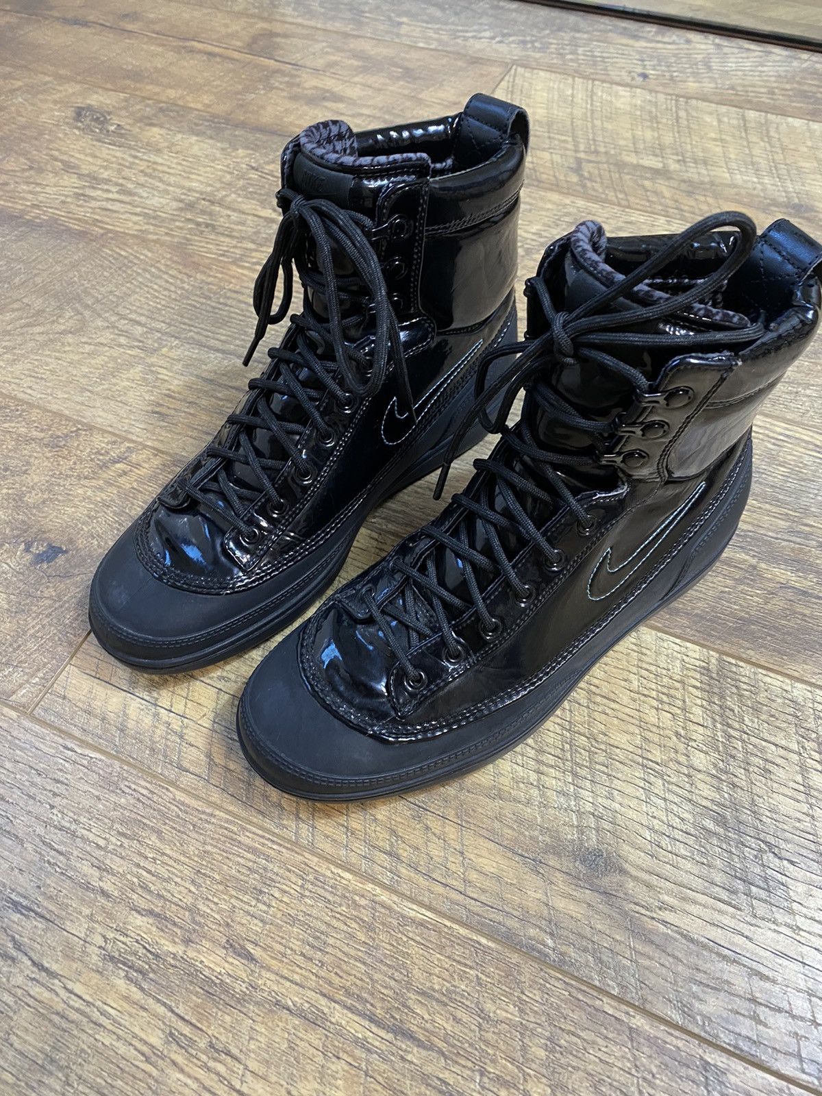 Nike ACG Nike ACG All Conditions Gear High Top Black Boots Size US 8 / IT 38 - 4 Thumbnail