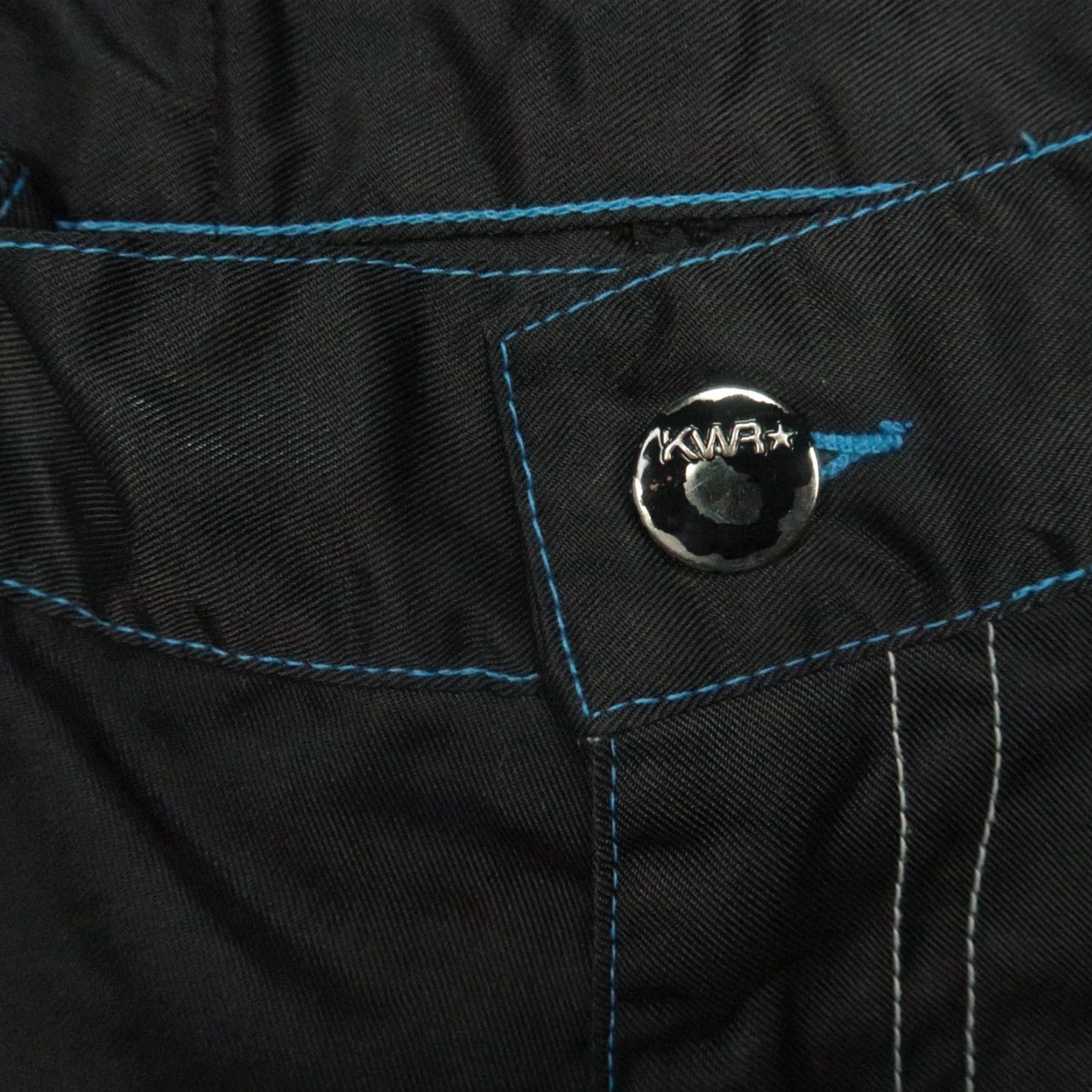 Vintage VINTAGE Kikwear Pants Men 32x32 Black Nylon Cargo Baggy Skater Y2K Pants Mens Size US 32 / EU 48 - 3 Thumbnail