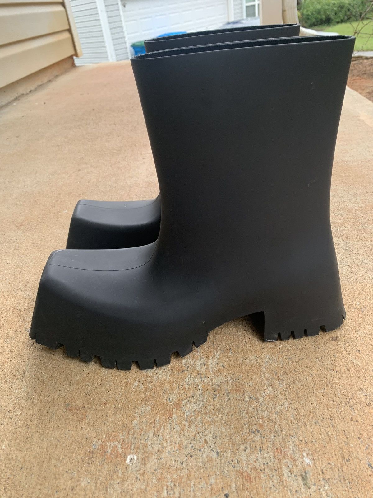 Balenciaga Balenciaga Rubber Trooper Boots in black Size US 8 / EU 41 - 2 Thumbnail