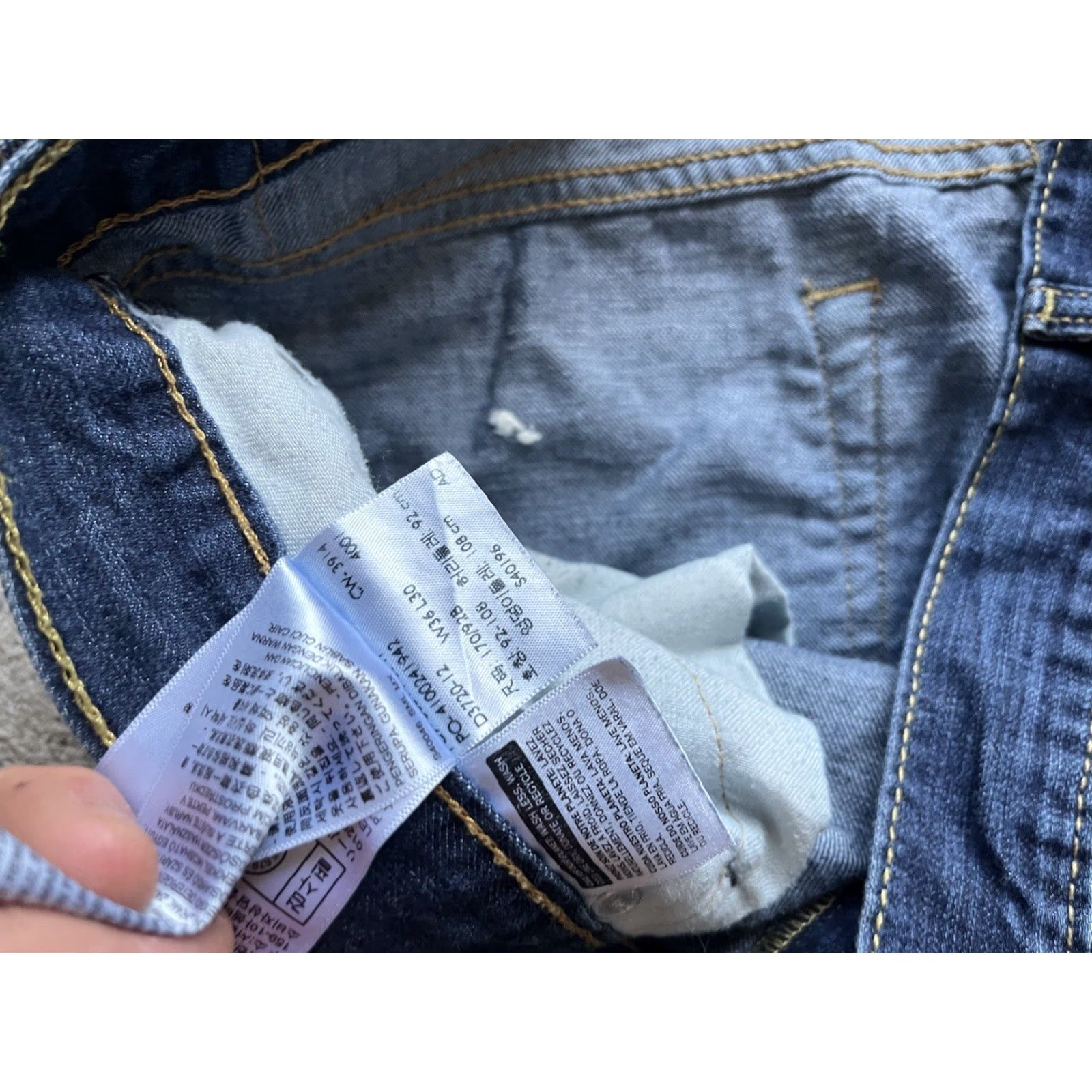 Levi's Levi's 514 Jeans Straight Denim Regular Fit 36x30 Blue Cotton Blend Mens 90s Vintage Theme Logo Leather 500 Series Slit? Size US 36 / EU 52 - 6 Thumbnail