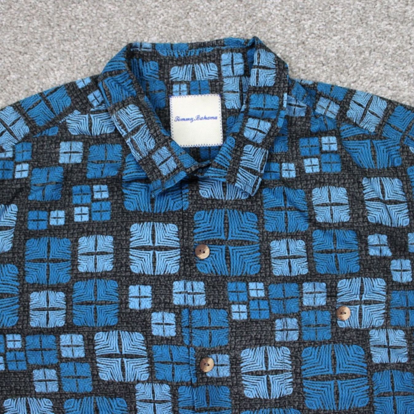Tommy Bahama Tommy Bahama Hawaiian Shirt Mens XL Blue Geometric Silk Button-Up S/S Shirt Casual Beach Resort Clothing Size US XL / EU 56 / 4 - 5 Thumbnail