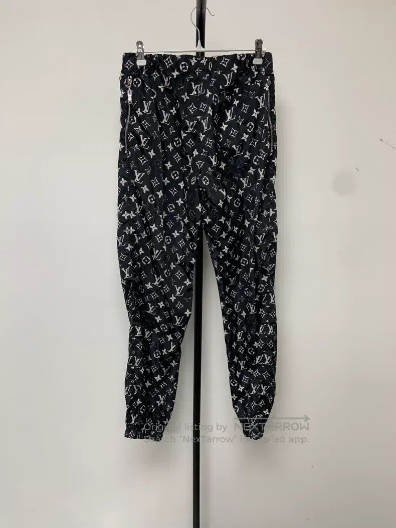 Louis Vuitton Louis Vuitton Lace-up printed jogger pants with floral mon Size 28" / US 6 / IT 42 - 1 Thumbnail