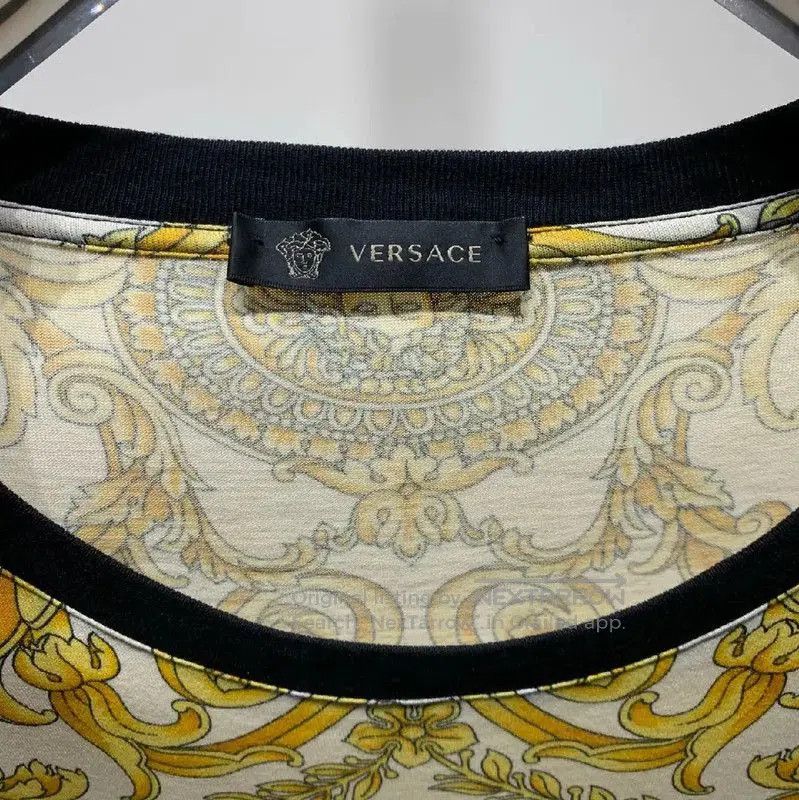Versace Versace Men's White Cotton T-Shirt with Gold Design . Size US XXL / EU 58 / 5 - 3 Thumbnail