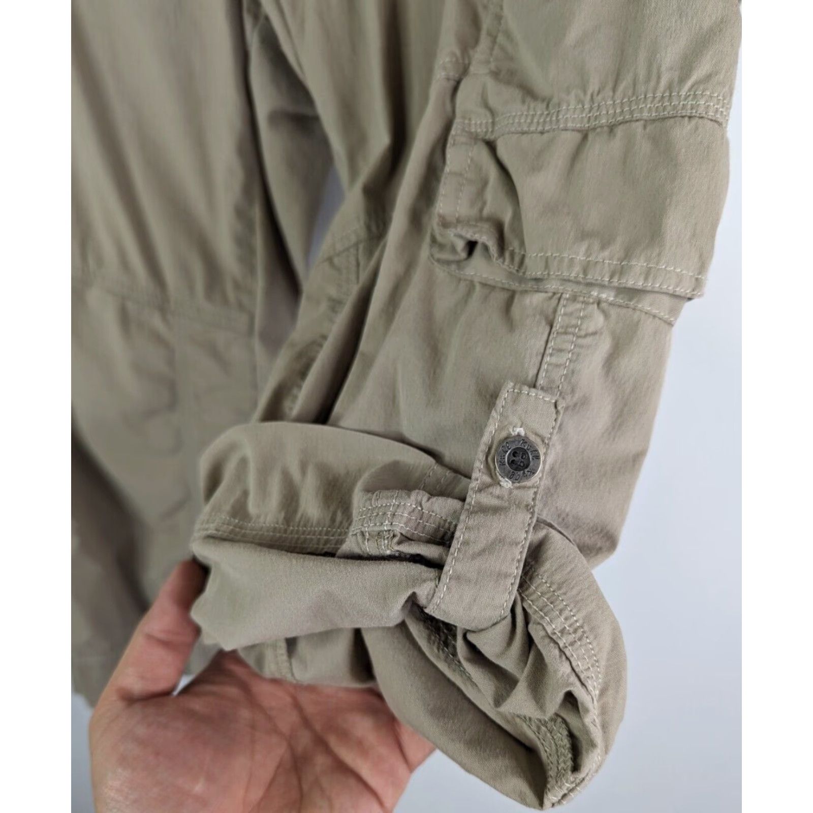 Vintage Kuhl Pants Womens 6 Khaki Beige Tan Capris Cargo Cropped Casual Hiking Outdoor Shirt Pants? Size 28" / US 6 / IT 42 - 3 Thumbnail