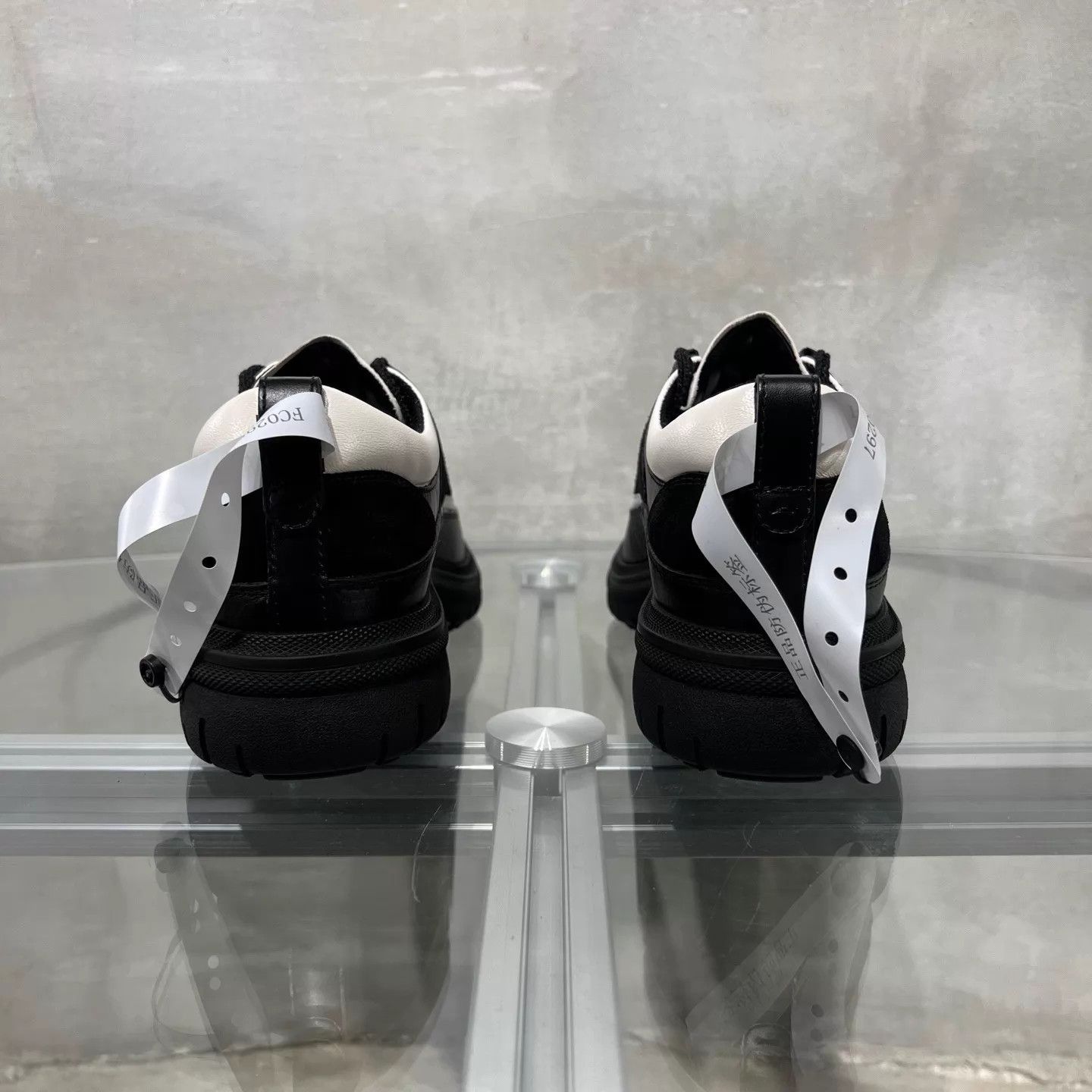 Chanel Chanel Black and White Panda Platform Sneakers Women's 37 Size US 6.5 / IT 36.5 - 6 Thumbnail