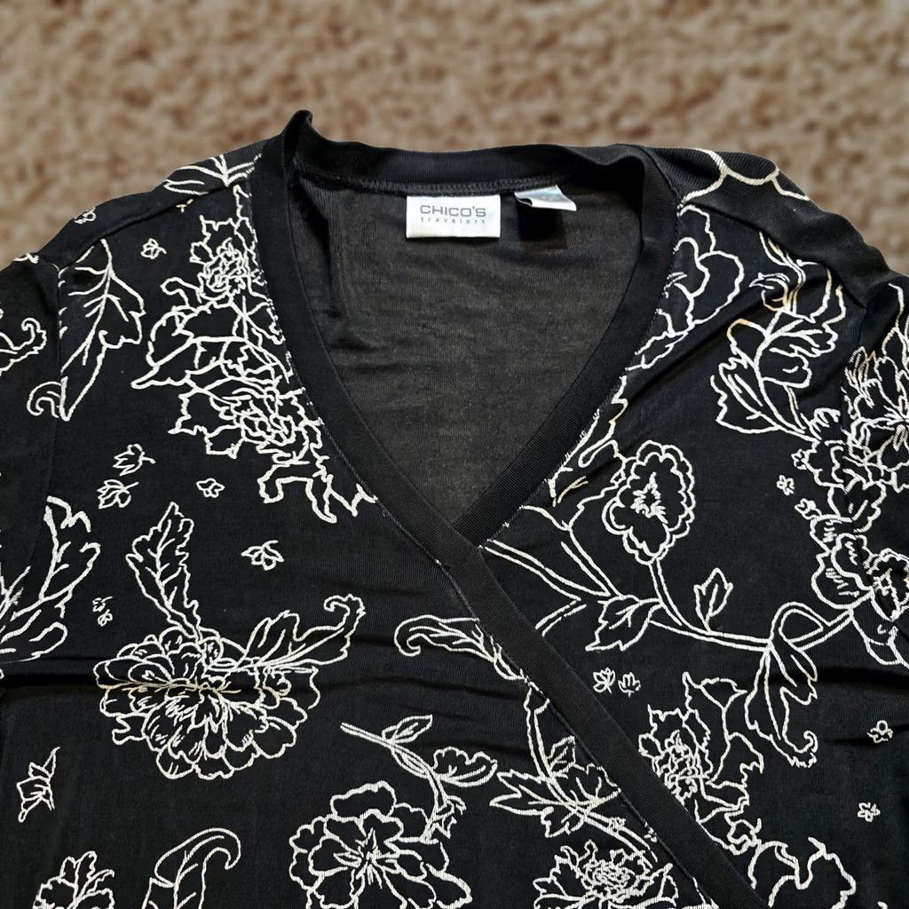 Vintage Item Specifications: Material: Polyester Size M / US 6-8 / IT 42-44 - 1 Thumbnail