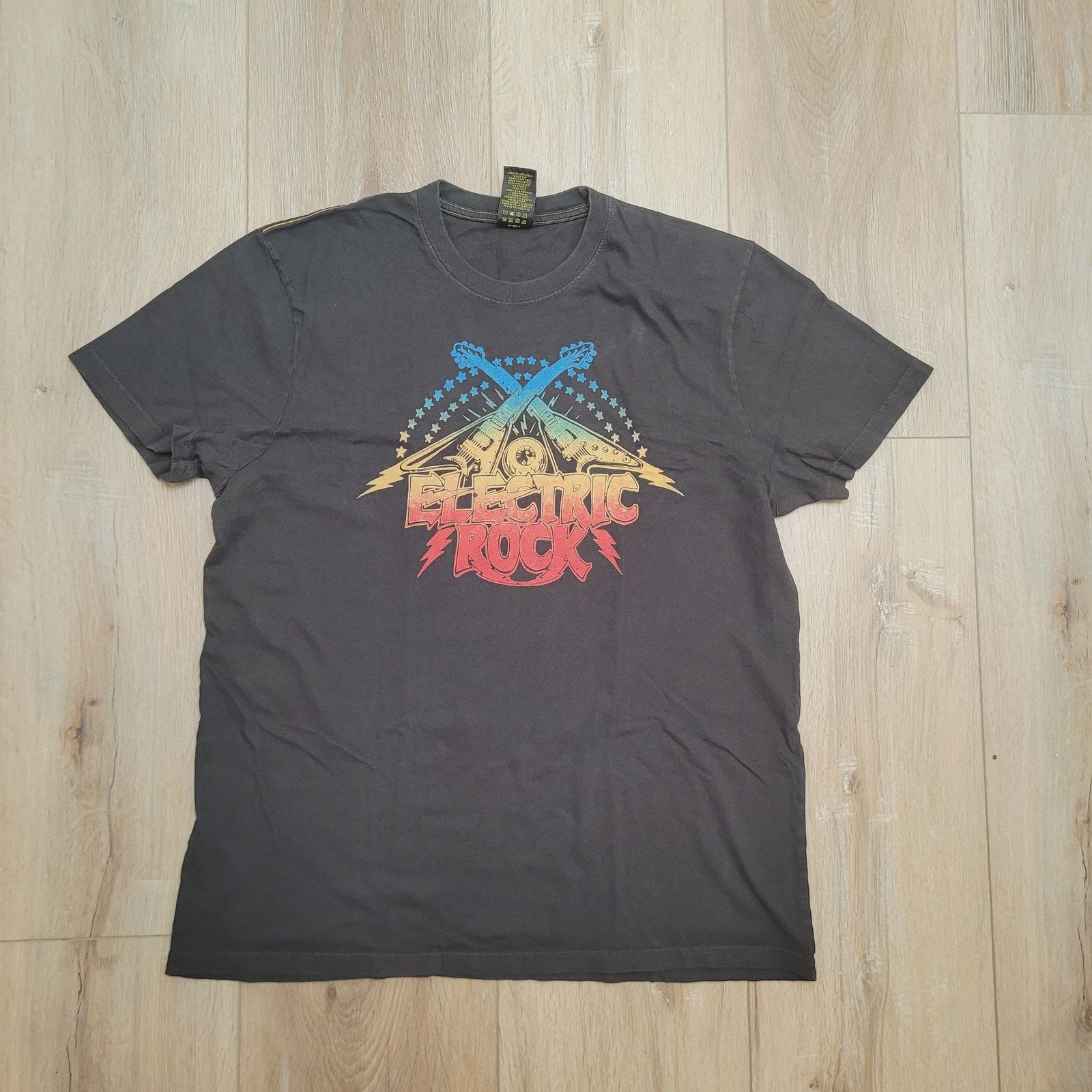 Lucky Brand Lucky Brand T-Shirt Large Classic Fit "Electric Rock" Guitar Size US L / EU 52-54 / 3 - 1 Thumbnail