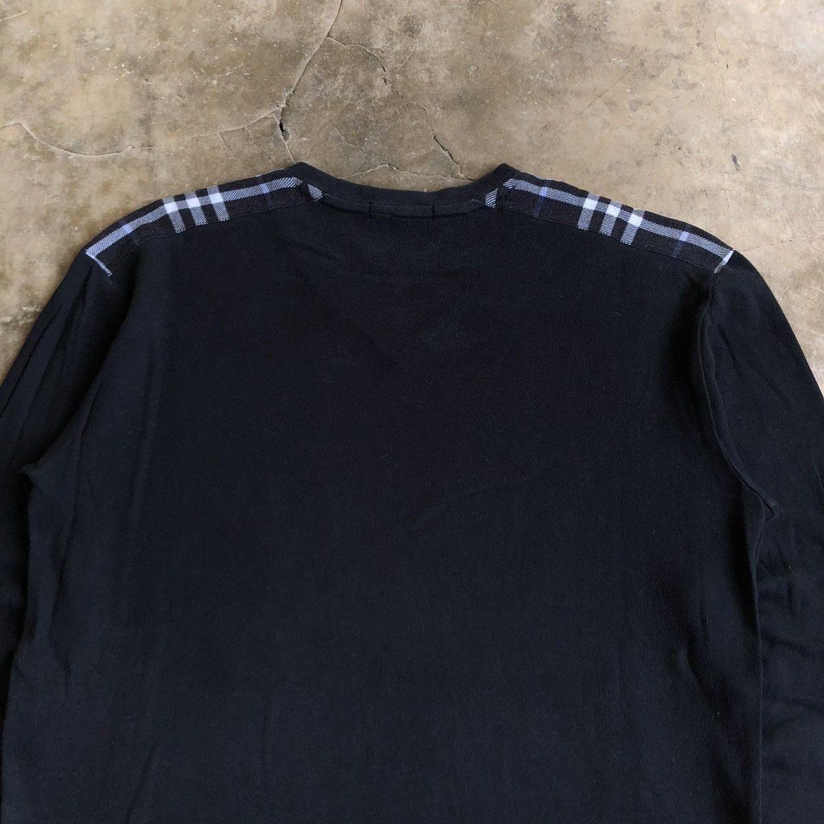 Burberry Vintage Burberry Black Label V Neck Longslevee Black Luxury Size US L / EU 52-54 / 3 - 11 Thumbnail