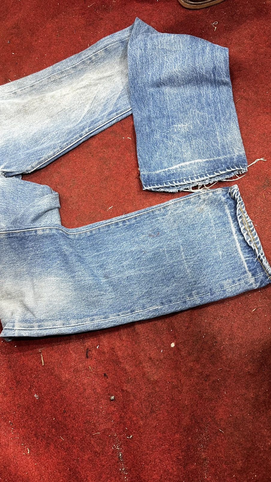 Levi's Vintage Levis 501 Distressed Faded Jeans Size US 31 - 13 Thumbnail