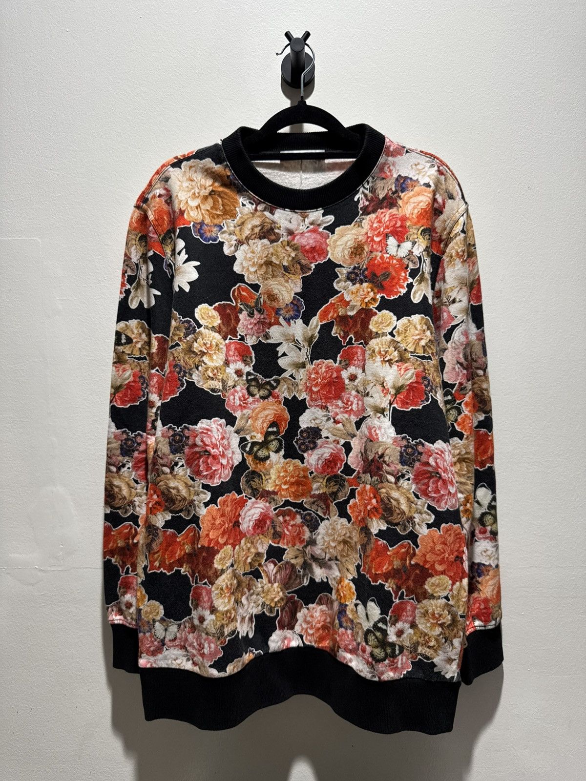 Givenchy Givenchy Floral Sweater Size US S / EU 44-46 / 1 - 2 Thumbnail