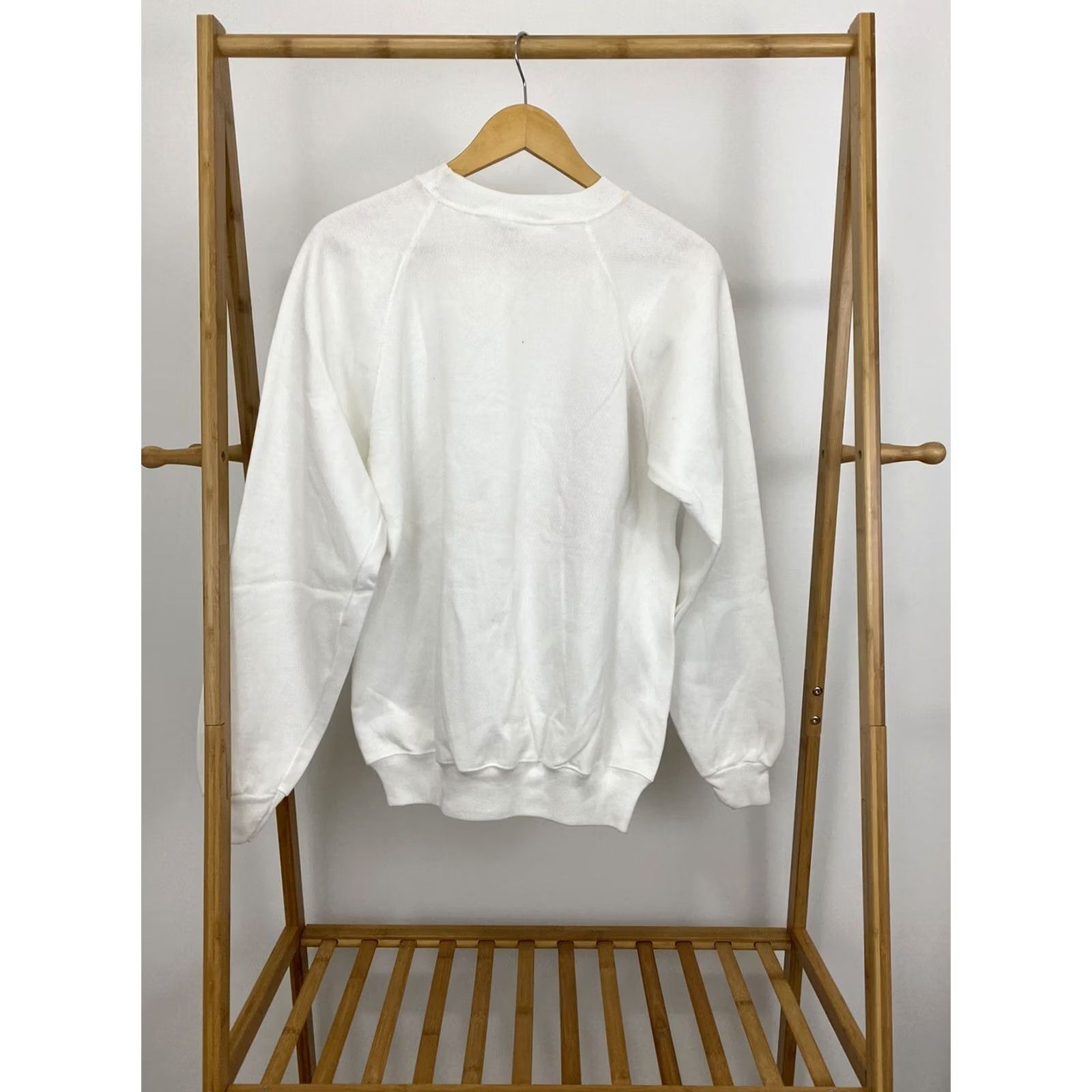 Hanes VTG 80s Hanes Raglan Crewneck Sweatshirt Santa Clara County Girl Scouts USA White Size L Mens Boys Girls Size US L / EU 52-54 / 3 - 2 Thumbnail