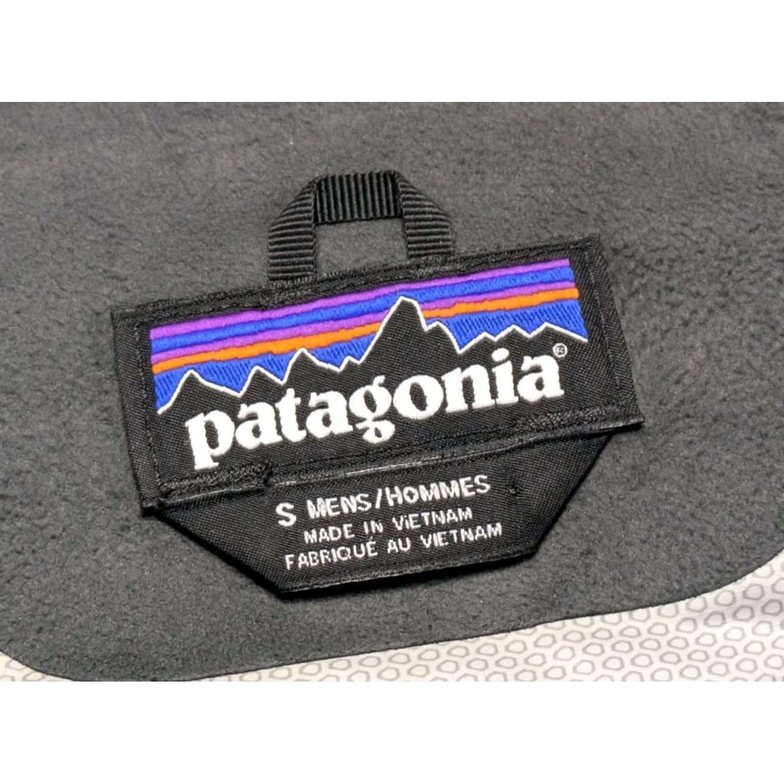 Patagonia Patagonia H2NO Torrentshell Jacket Outdoor Waterproof Hooded Full Zip Rain Small Size US S / EU 44-46 / 1 - 6 Thumbnail