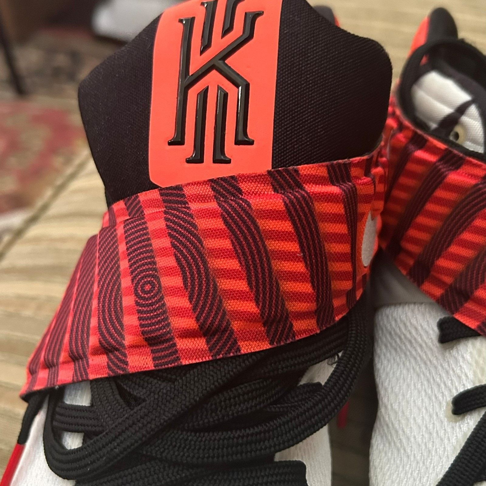 Nike Nike Kyrie 2 LMTD Basketball Shoes Mens 12 Red 838639-990 Size US 12 / EU 45 - 9 Thumbnail